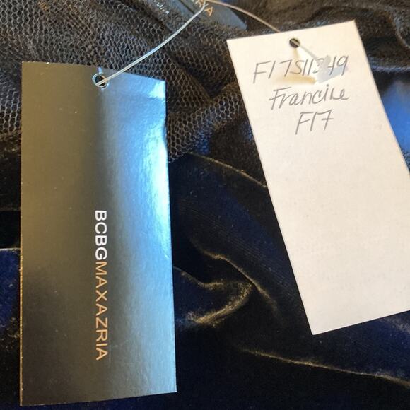 NWT BCBGMaxAzria Navy Velvet & Black Lace Sleeve Top Sz Small - Picture 11 of 11